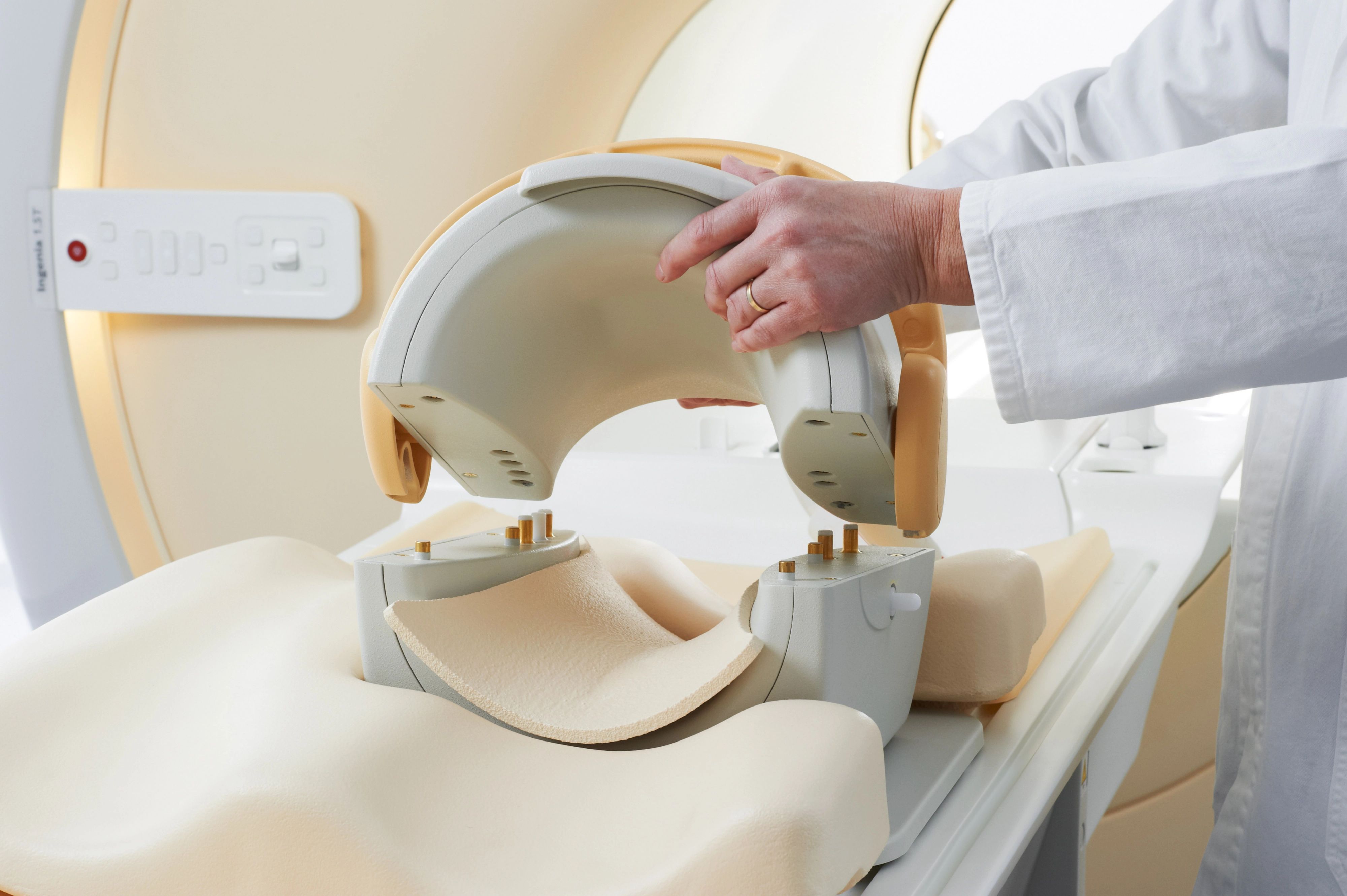 МРТ коленного сустава - оборудование и укладка