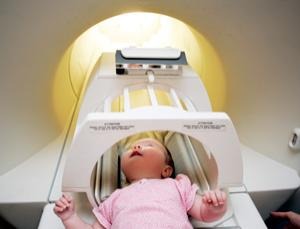 МРТ головного мозга детям - показания и противопоказания
