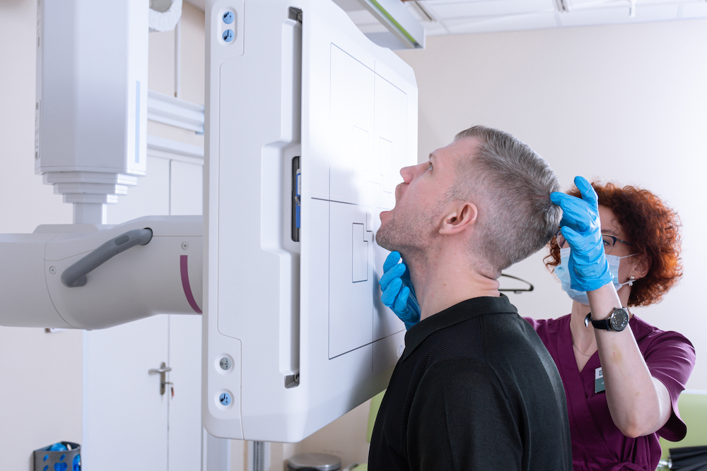 Как делают Рентген пазух носа - укладка